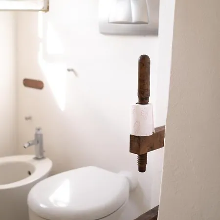 Tuscan Nest- Loft E Boutique *